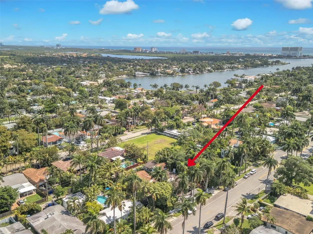1321 Tyler St Hollywood, FL 33019