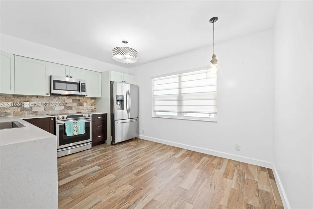 343 Virginia St Hollywood, FL 33019