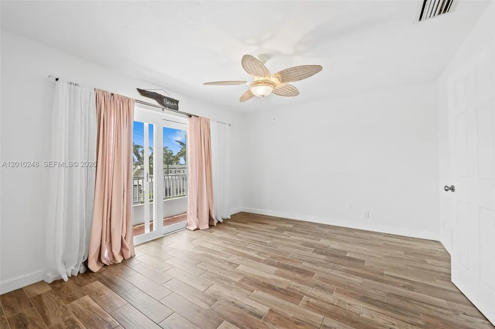 343 Virginia St Hollywood, FL 33019