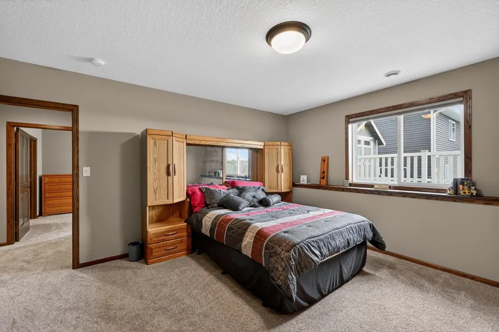 847 Golfview Avenue Zumbrota, MN 55992
