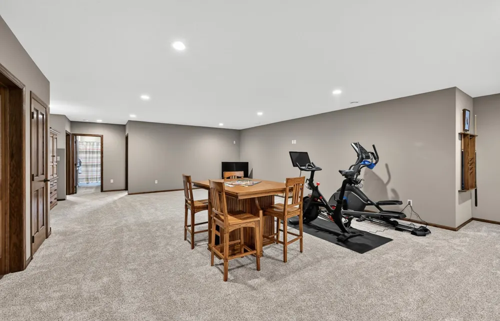 847 Golfview Avenue Zumbrota, MN 55992