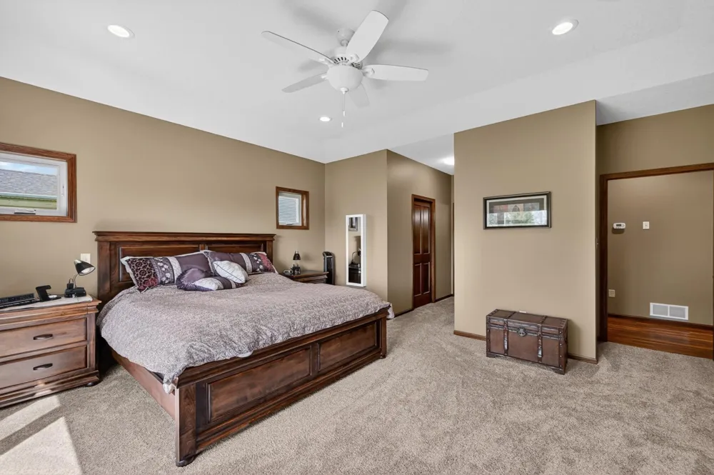847 Golfview Avenue Zumbrota, MN 55992