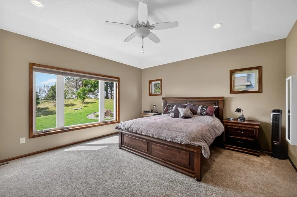 847 Golfview Avenue Zumbrota, MN 55992