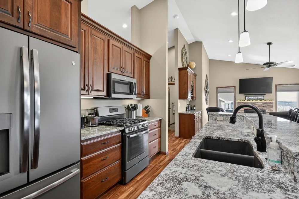 847 Golfview Avenue Zumbrota, MN 55992