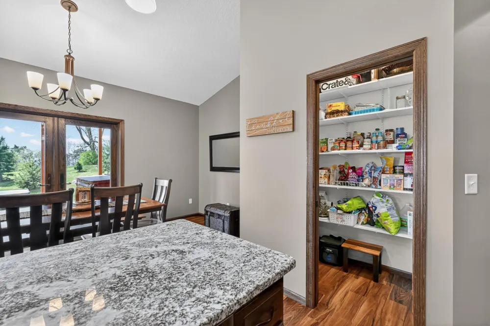 847 Golfview Avenue Zumbrota, MN 55992