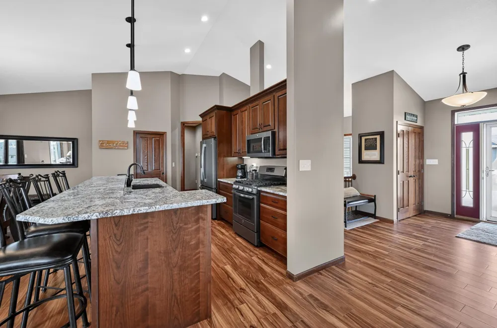 847 Golfview Avenue Zumbrota, MN 55992