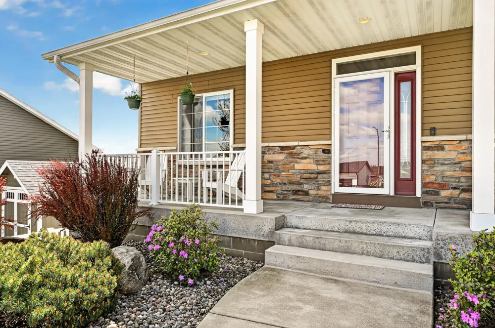847 Golfview Avenue Zumbrota, MN 55992