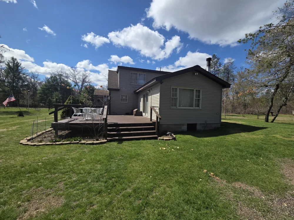 2074 E 36th Street Idlewild, MI 49642