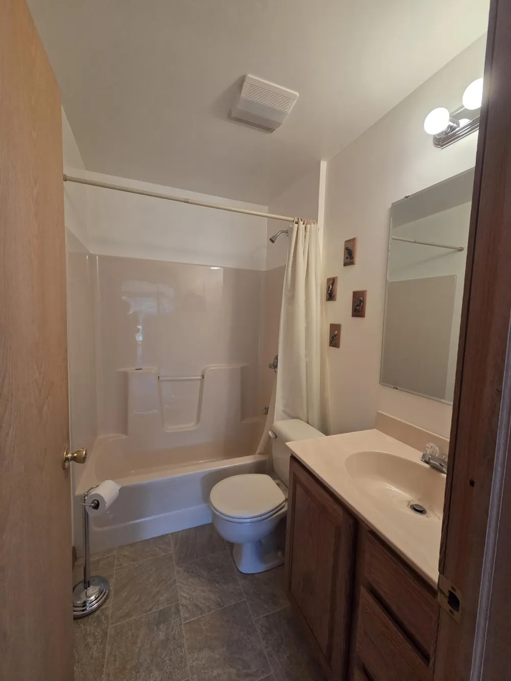 2074 E 36th Street Idlewild, MI 49642