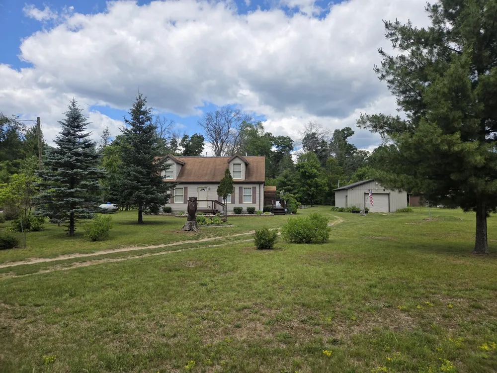 2074 E 36th Street Idlewild, MI 49642