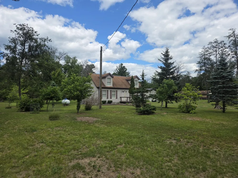 2074 E 36th Street Idlewild, MI 49642