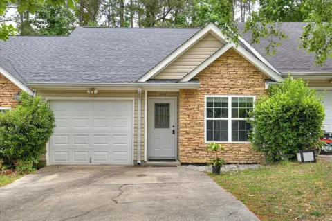 454 Northrop Place