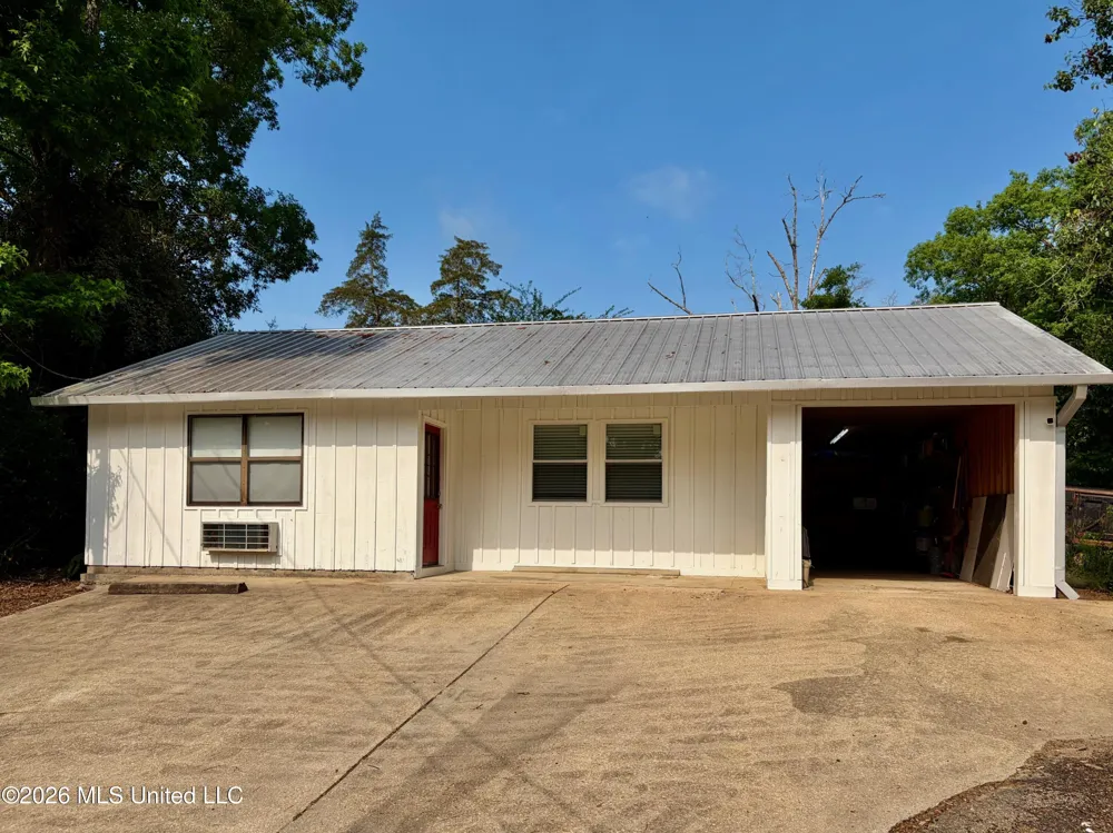 3115 River Ridge Road Summit, MS 39666