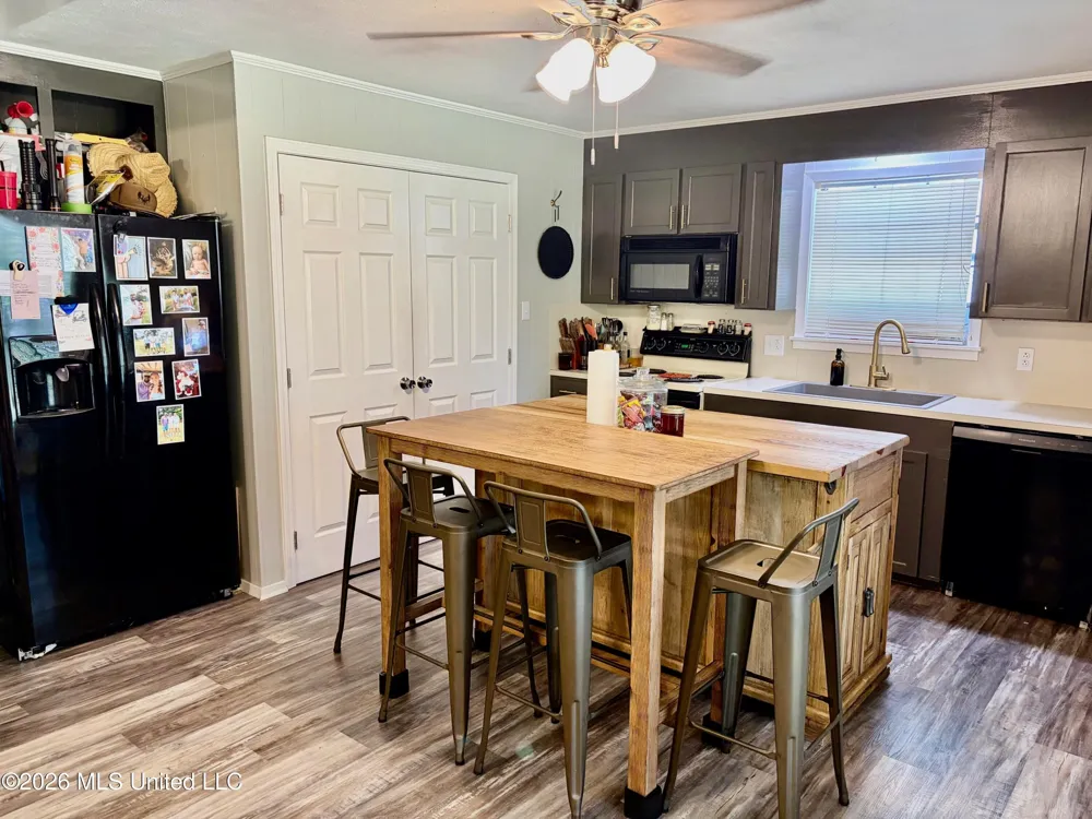 3115 River Ridge Road Summit, MS 39666