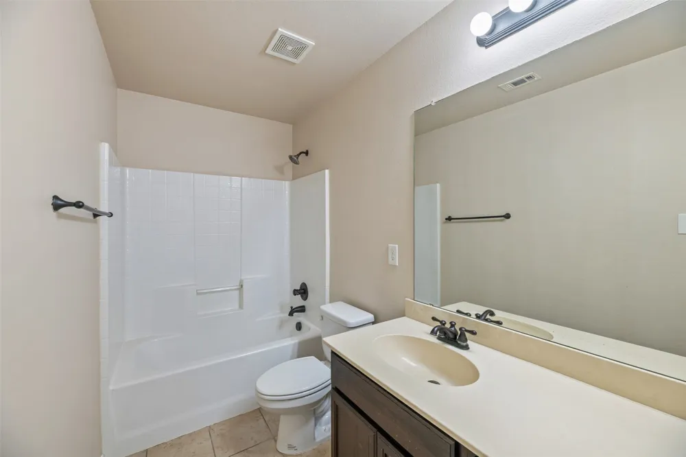 341 Orbit Drive Lavon, TX 75166