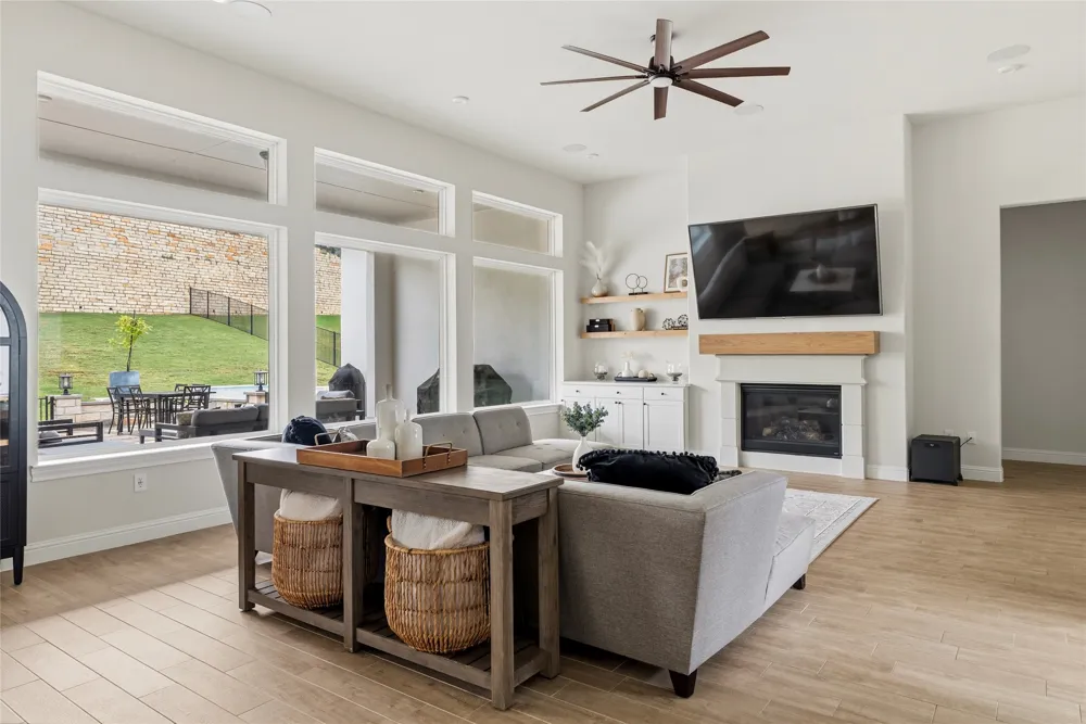 4513 Vieste View Leander, TX 78641