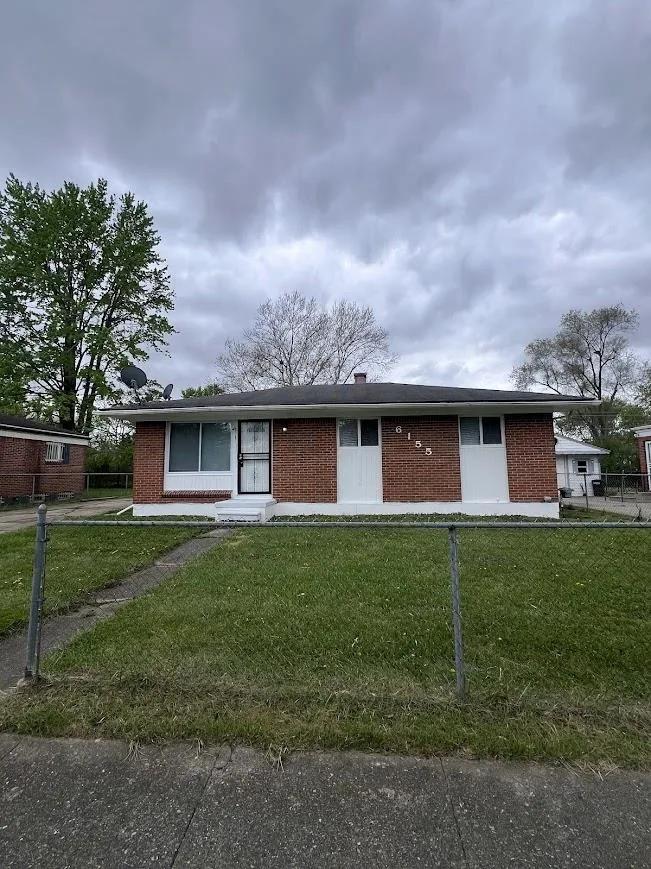 6155 Natchez Drive Mt Morris City, MI 48458
