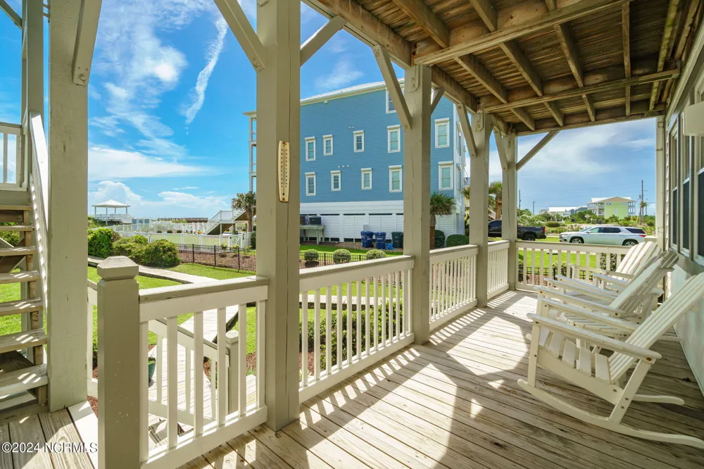 2905 Pointe West Drive #B1 Pier Pointe Emerald Isle, NC 28594
