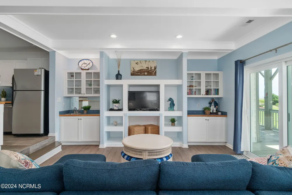 2905 Pointe West Drive #B1 Pier Pointe Emerald Isle, NC 28594