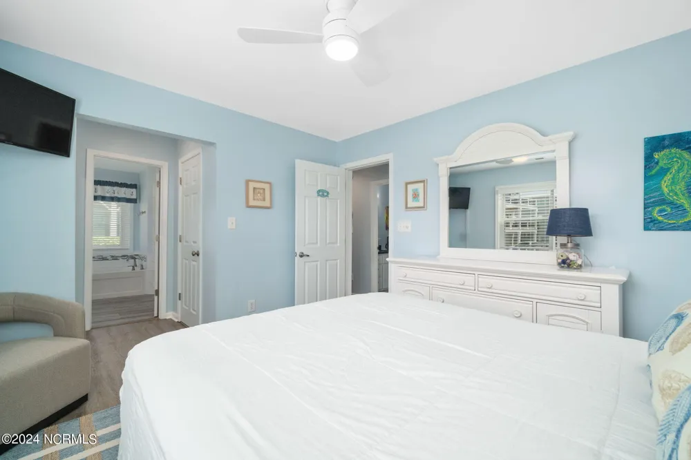 2905 Pointe West Drive #B1 Pier Pointe Emerald Isle, NC 28594