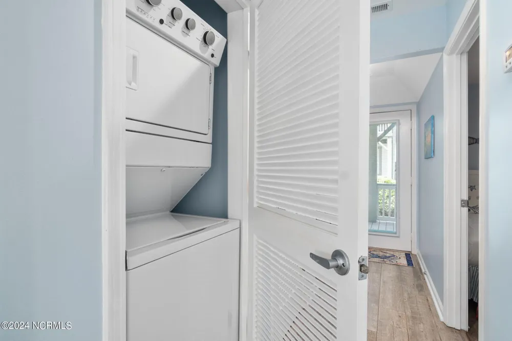 2905 Pointe West Drive #B1 Pier Pointe Emerald Isle, NC 28594