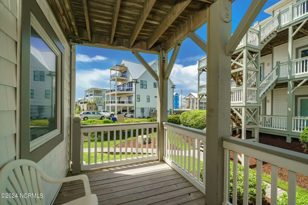 2905 Pointe West Drive #B1 Pier Pointe Emerald Isle, NC 28594