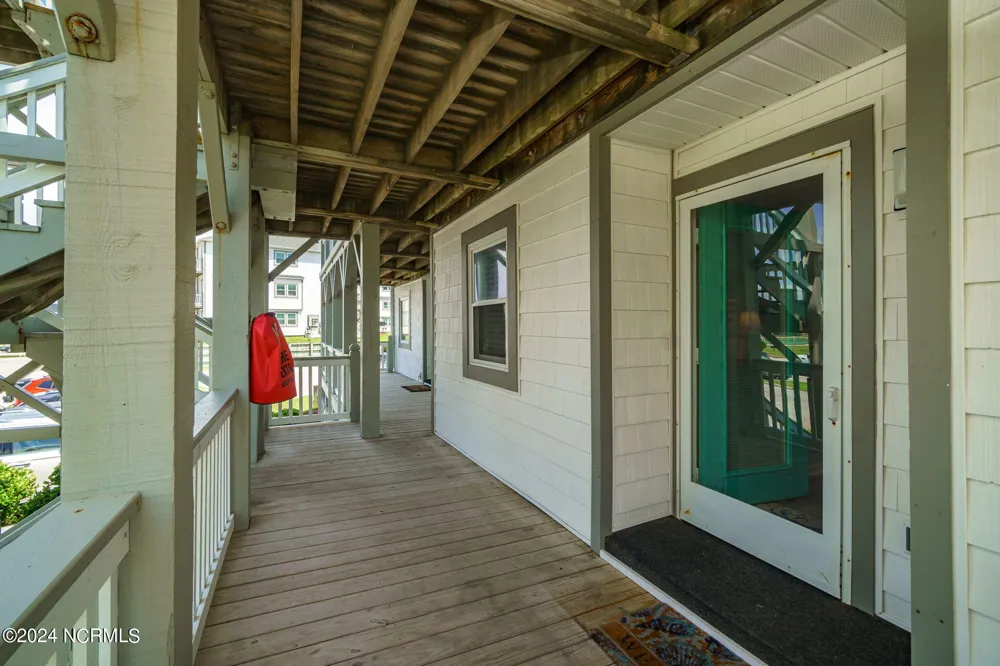 2905 Pointe West Drive #B1 Pier Pointe Emerald Isle, NC 28594