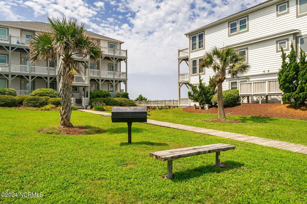 2905 Pointe West Drive #B1 Pier Pointe Emerald Isle, NC 28594