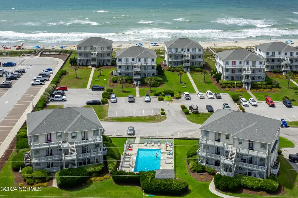 2905 Pointe West Drive #B1 Pier Pointe Emerald Isle, NC 28594