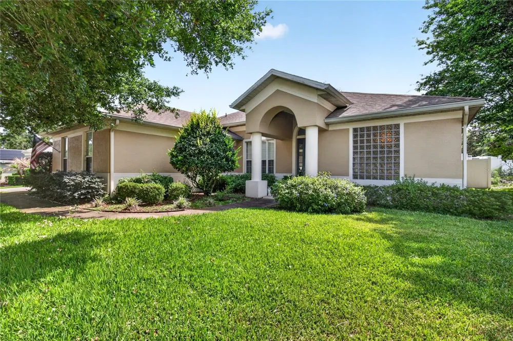 36806 WINFIELD COURT Grand Island, FL 32735
