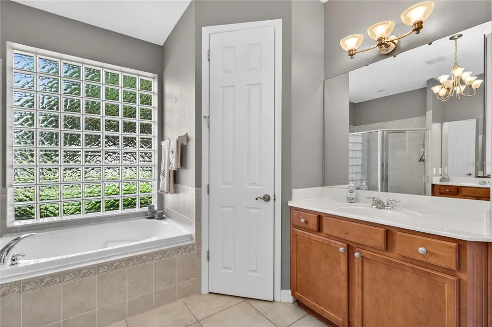 36806 WINFIELD COURT Grand Island, FL 32735