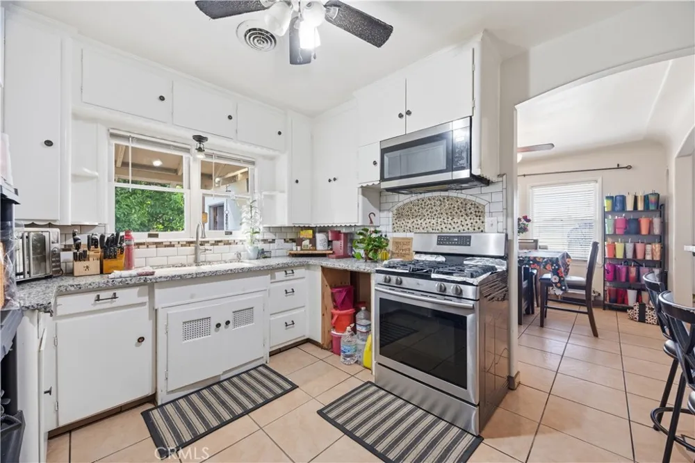 354 W Morton Ave Porterville, CA 93257