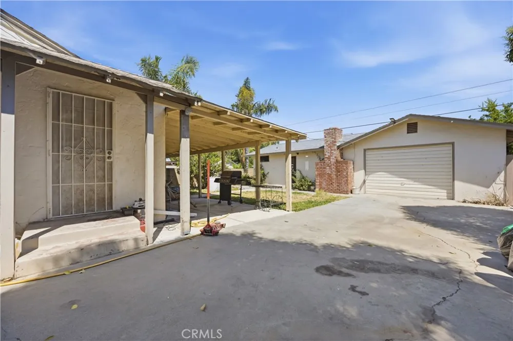 354 W Morton Ave Porterville, CA 93257