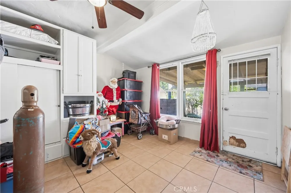 354 W Morton Ave Porterville, CA 93257