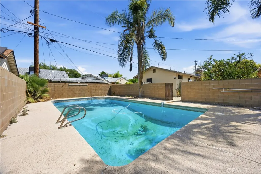 354 W Morton Ave Porterville, CA 93257
