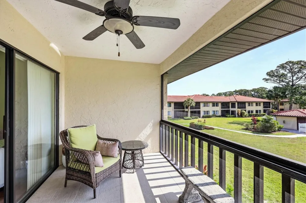 5186 LAKE VILLAGE DRIVE #90 Sarasota, FL 34235