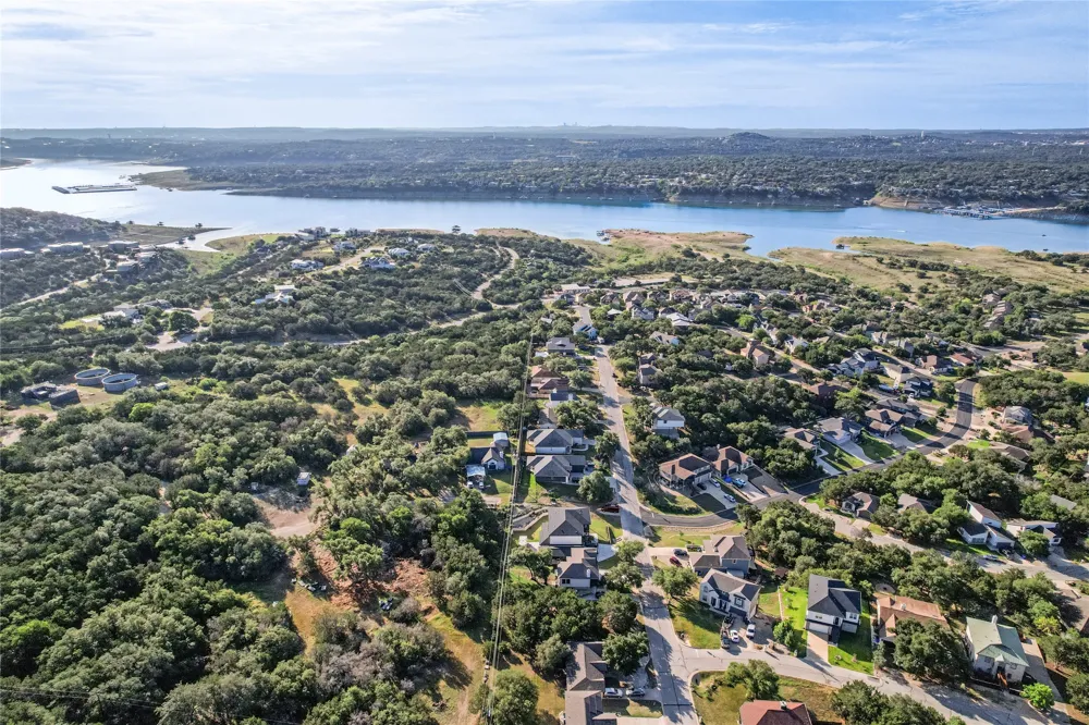 416 Summit Ridge Drive Point Venture, TX 78645