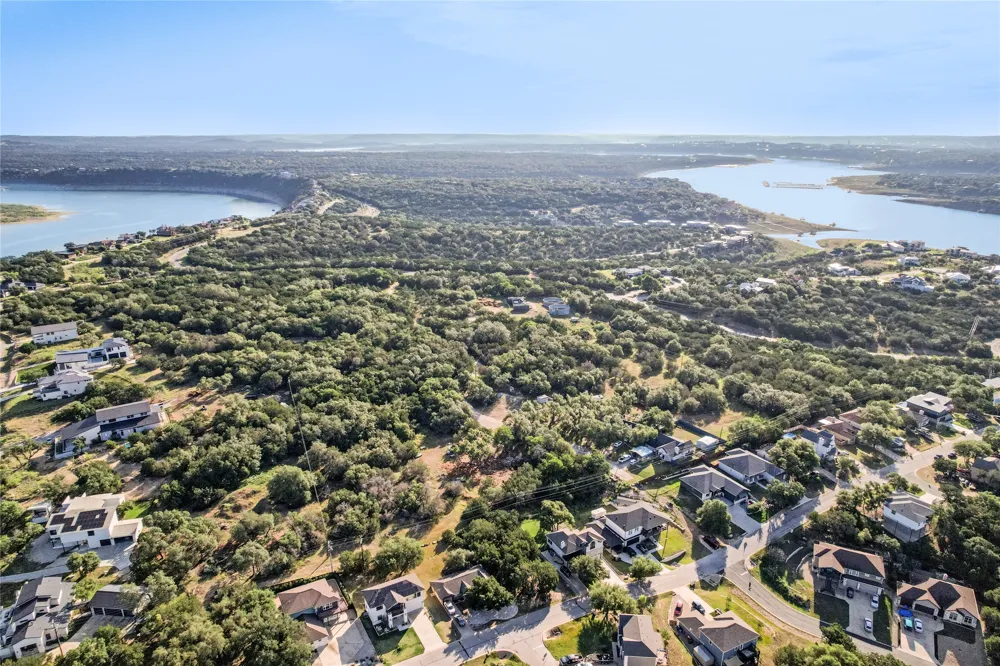 416 Summit Ridge Drive Point Venture, TX 78645