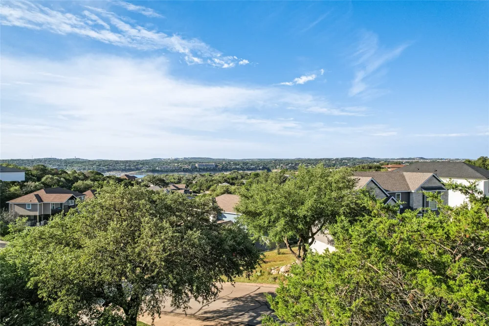 416 Summit Ridge Drive Point Venture, TX 78645