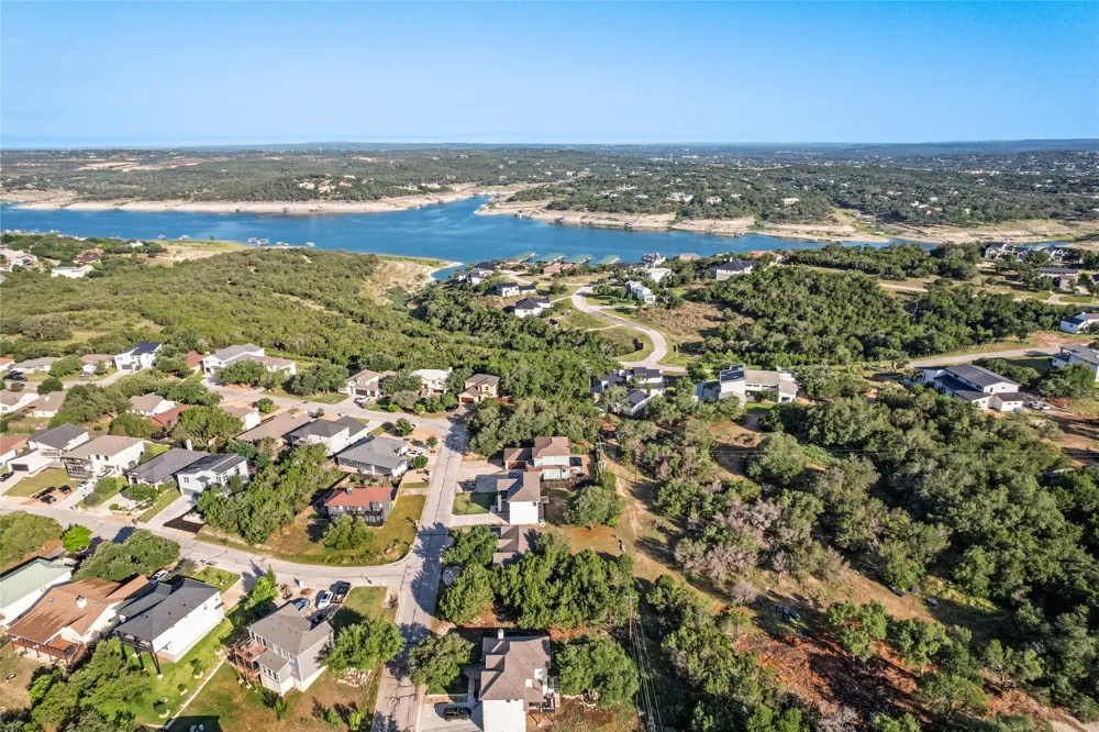 416 Summit Ridge Drive Point Venture, TX 78645