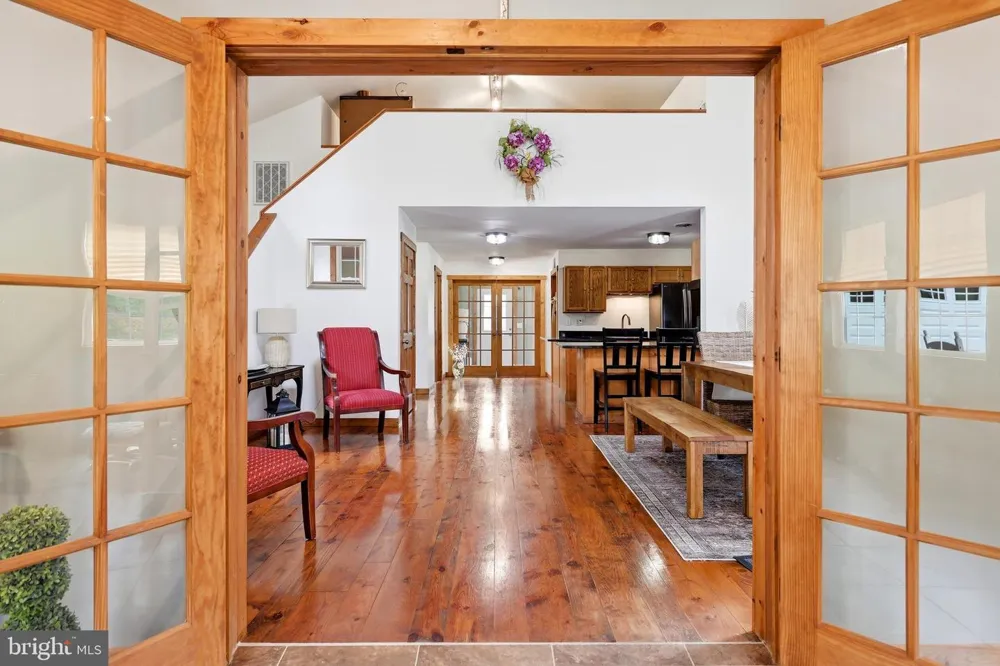 839 LAKE FERNDALE Springfield, WV 26763
