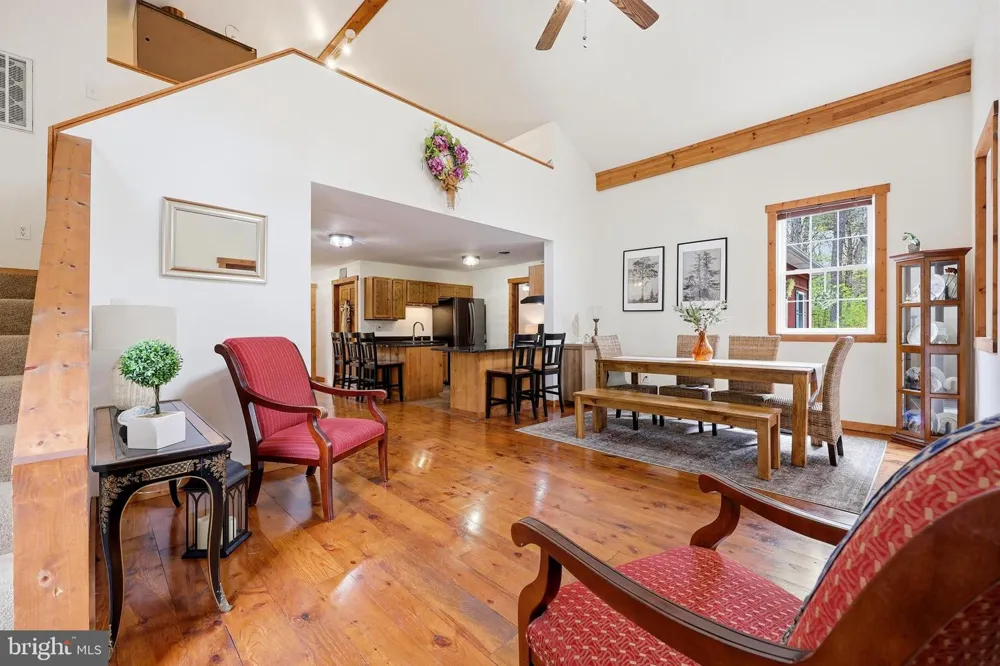 839 LAKE FERNDALE Springfield, WV 26763
