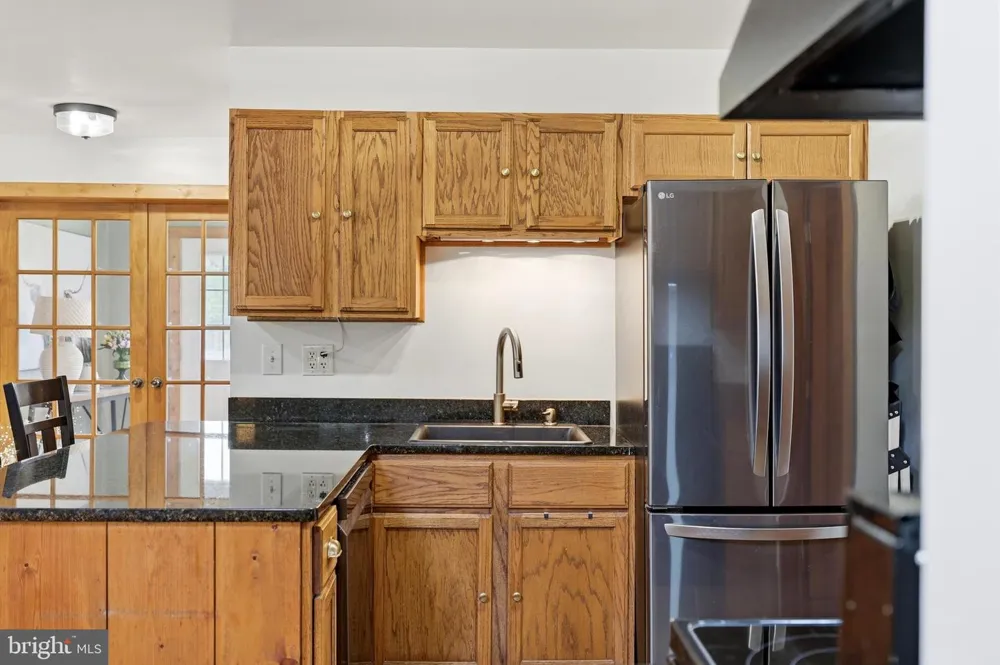 839 LAKE FERNDALE Springfield, WV 26763