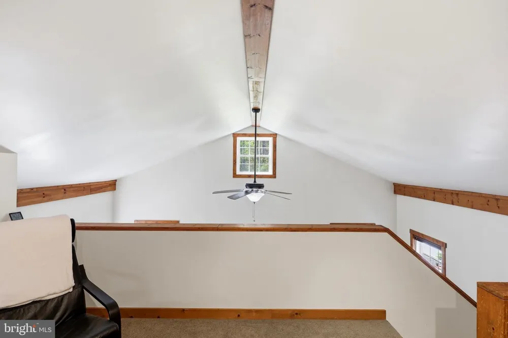 839 LAKE FERNDALE Springfield, WV 26763
