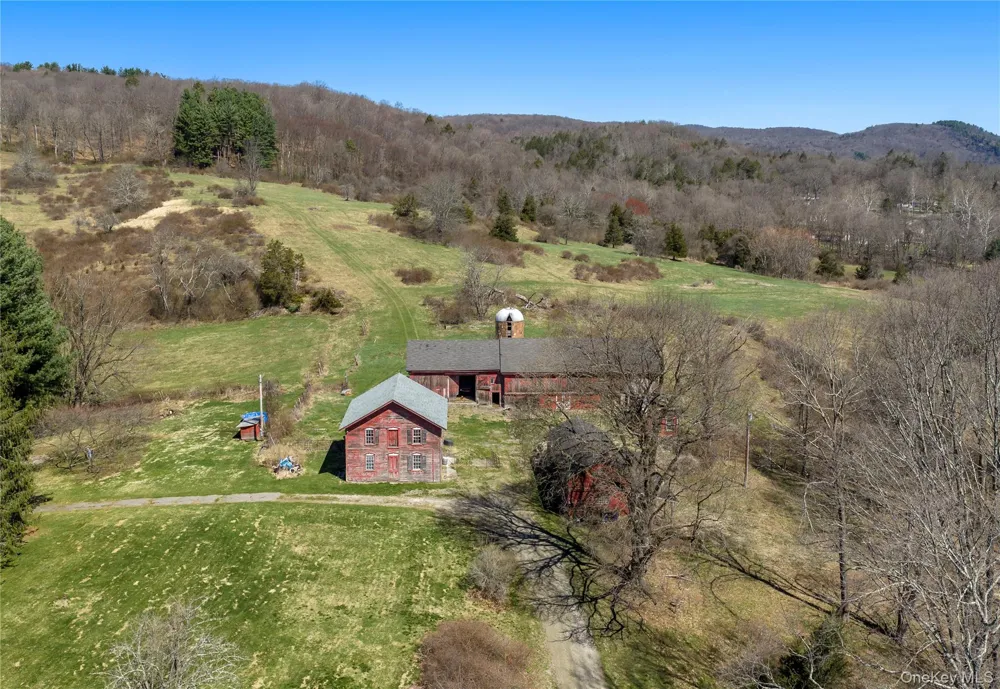 21-23 Tinker Town Road Dover Plains, NY 12522