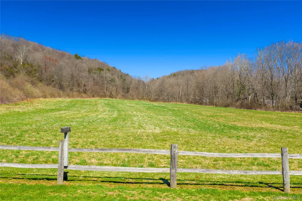 21-23 Tinker Town Road Dover Plains, NY 12522