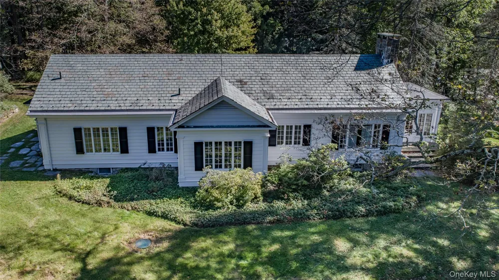 21-23 Tinker Town Road Dover Plains, NY 12522