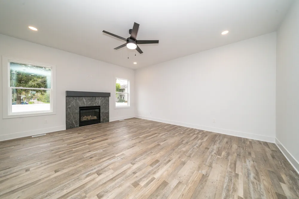 11200 Tremont Lane Plymouth Charter Township, MI 48170