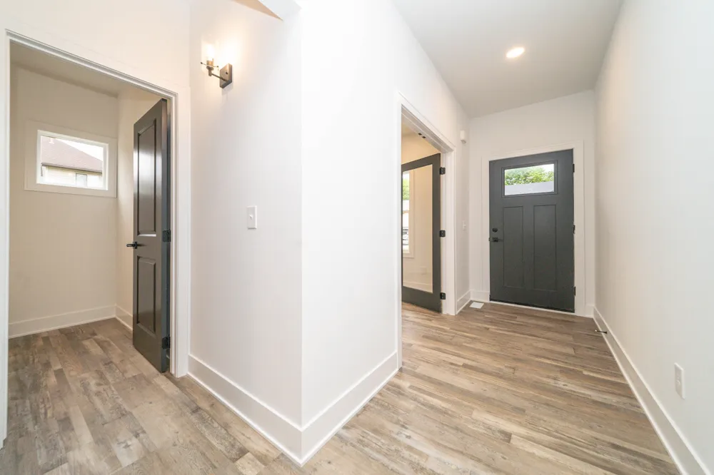 11200 Tremont Lane Plymouth Charter Township, MI 48170