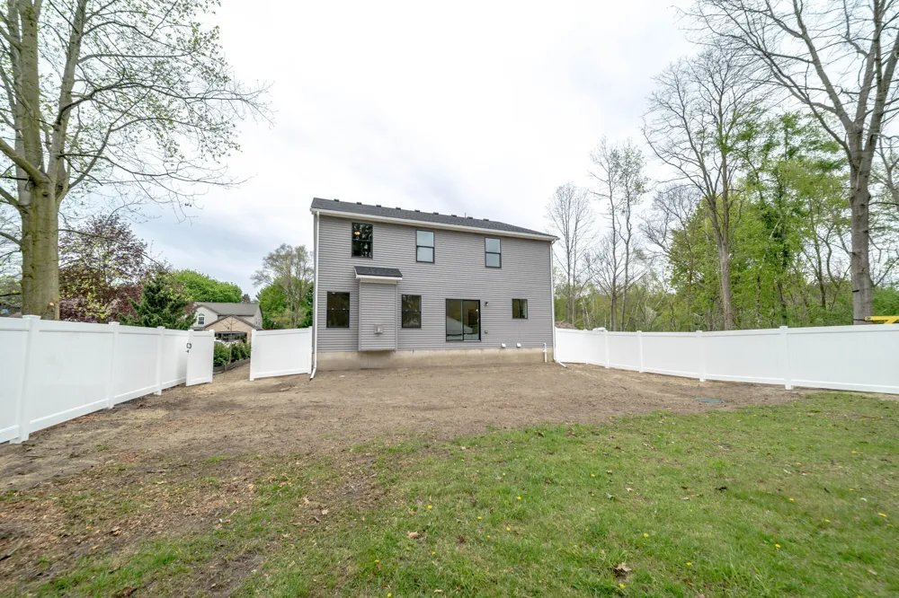 11200 Tremont Lane Plymouth Charter Township, MI 48170